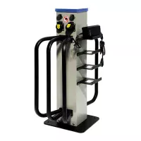Estación eléctrica E-CHARGE para recarga de bicicletas eléctricas con enchufes Schuko
